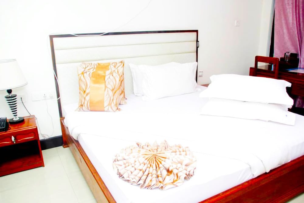 STANDARD, DOUBLE BED