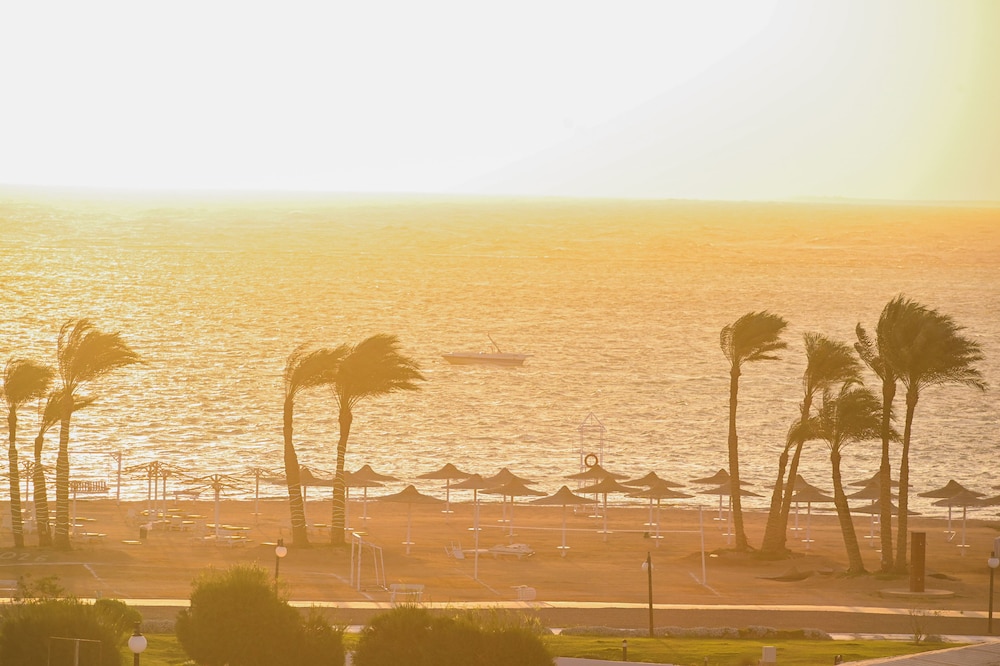 Amarina Sun Resort & Aqua Park 40/50