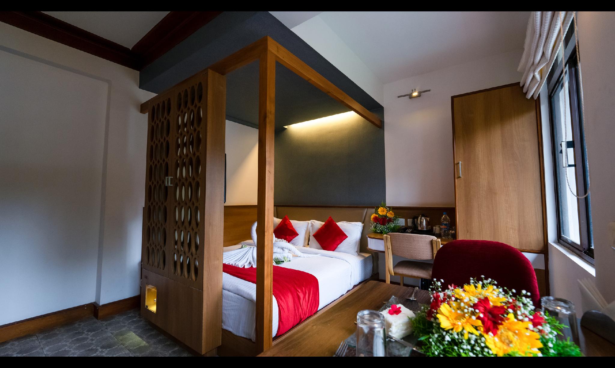 Deluxe Superior Room