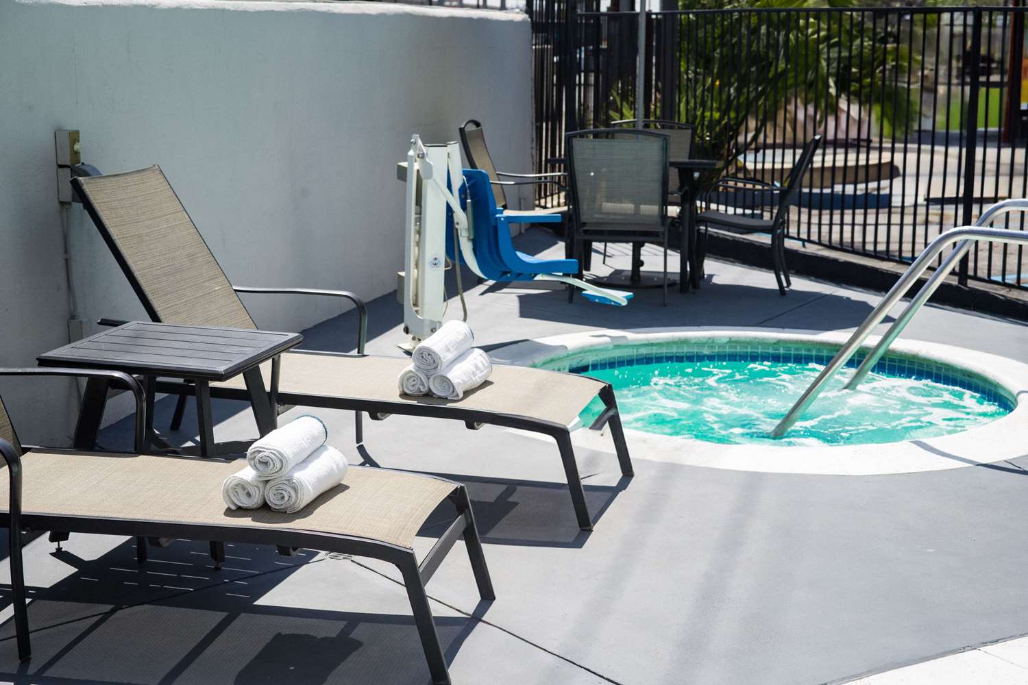 Quality Inn Burbank Airport 18/32