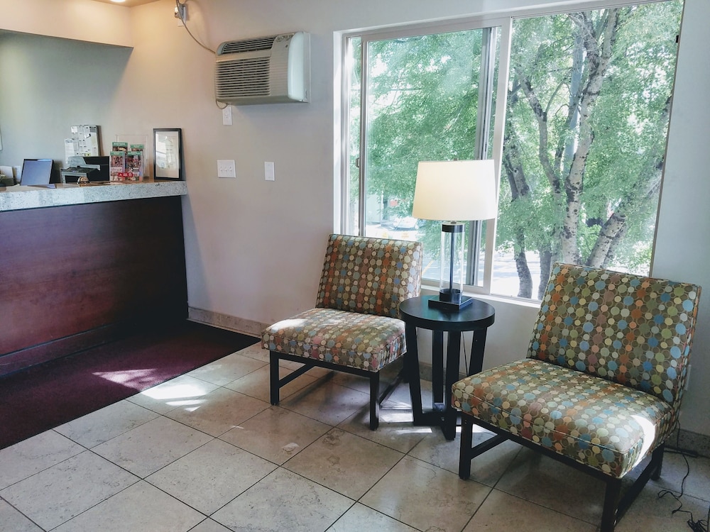 Aladdin Inn Suites 10/41