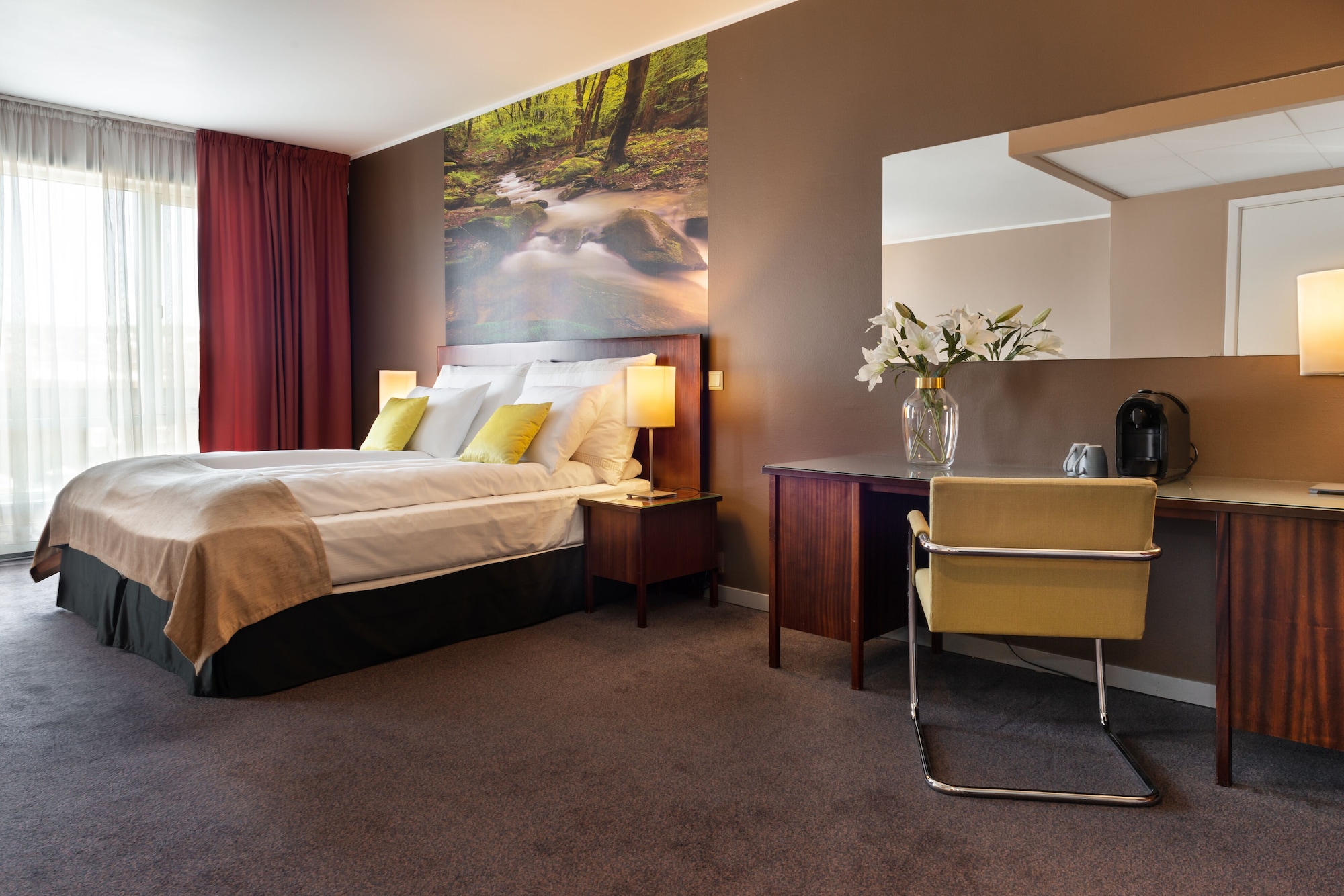 Family, 3 Beds, 2 Trundle Beds