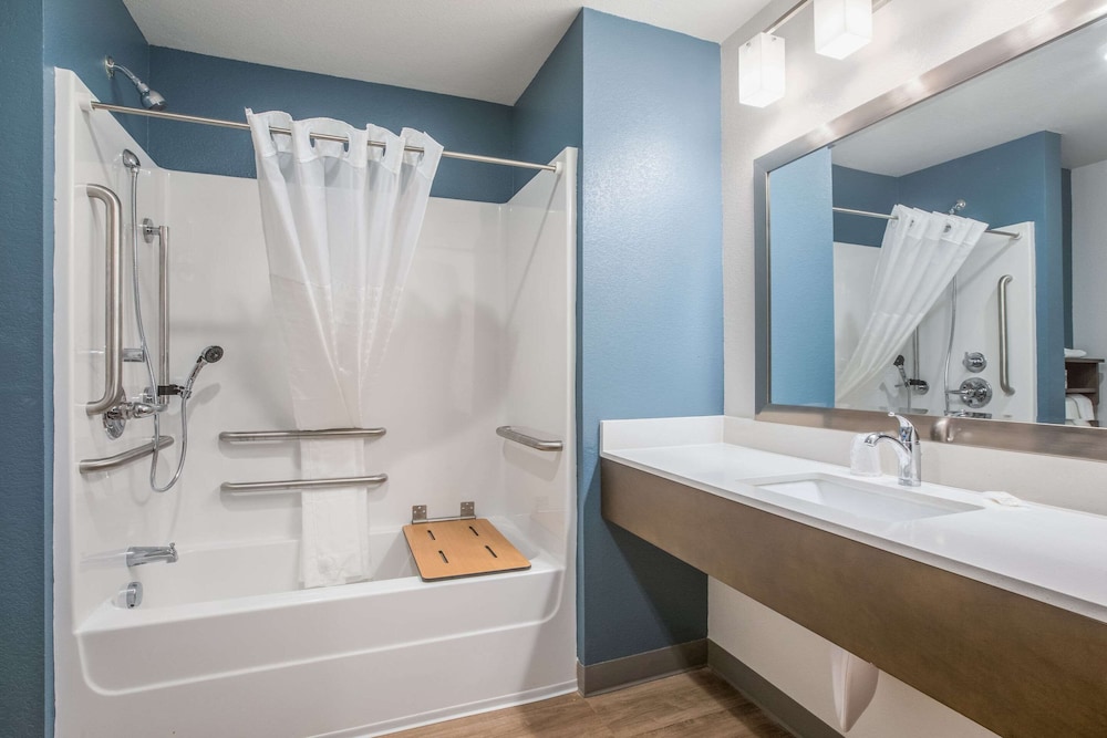 WoodSpring Suites Atlanta McDonough 36/39