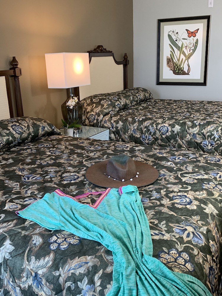 Lighthouse Inn At Aransas Bay 14/41