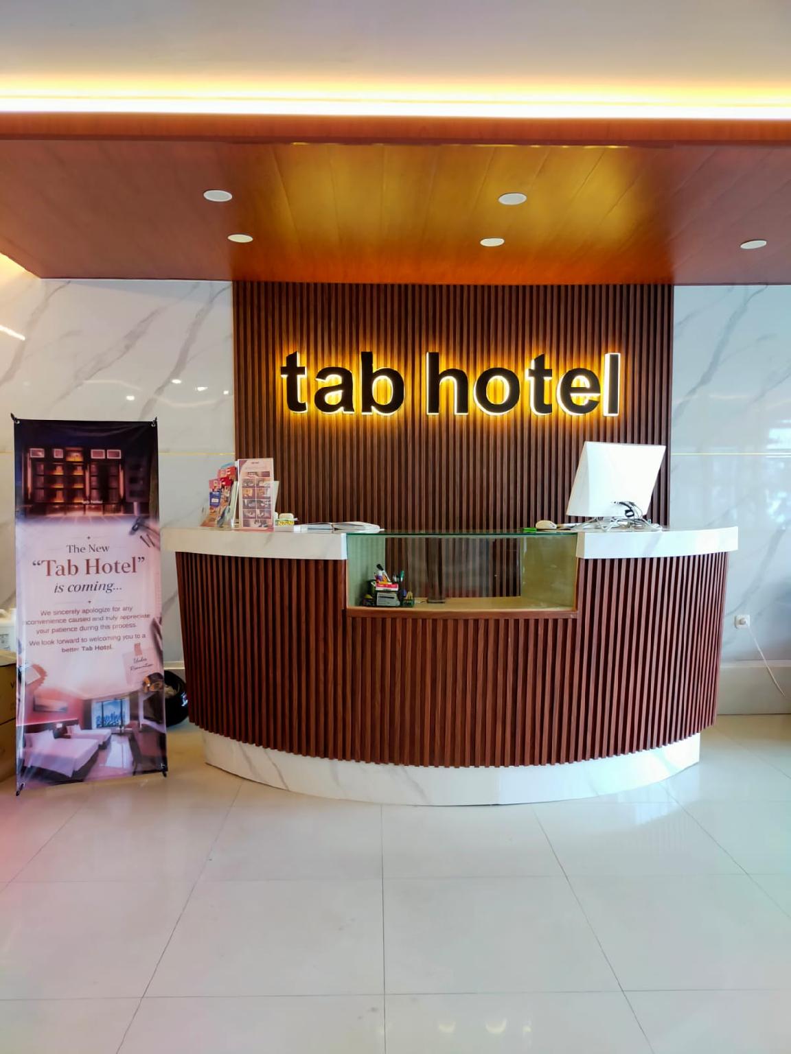 Tab Hotel 5/50