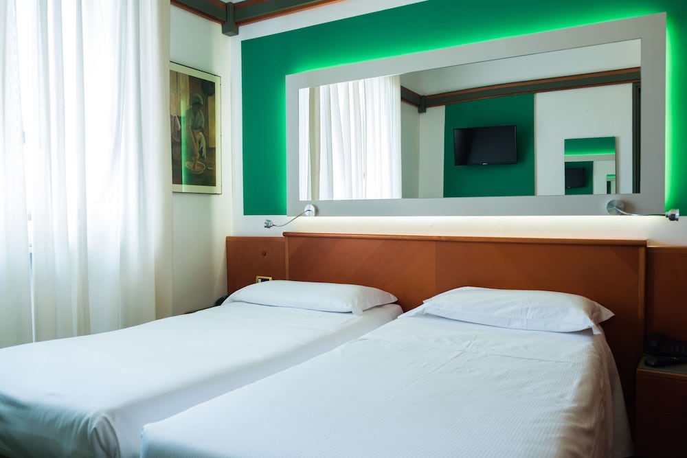 Jet Hotel Sure Hotel Collection By Best Western 21/75