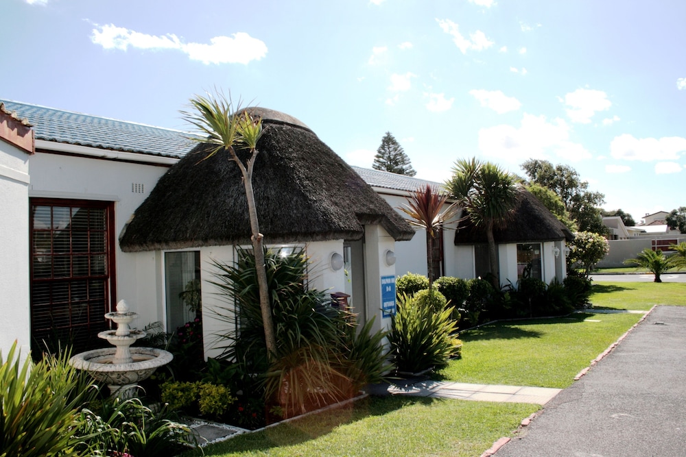 Blouberg Dolphin Inn 65/72