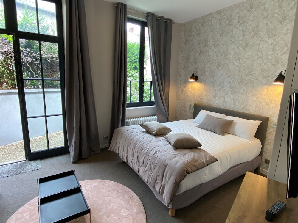 Villa Beaupeyrat 12/50