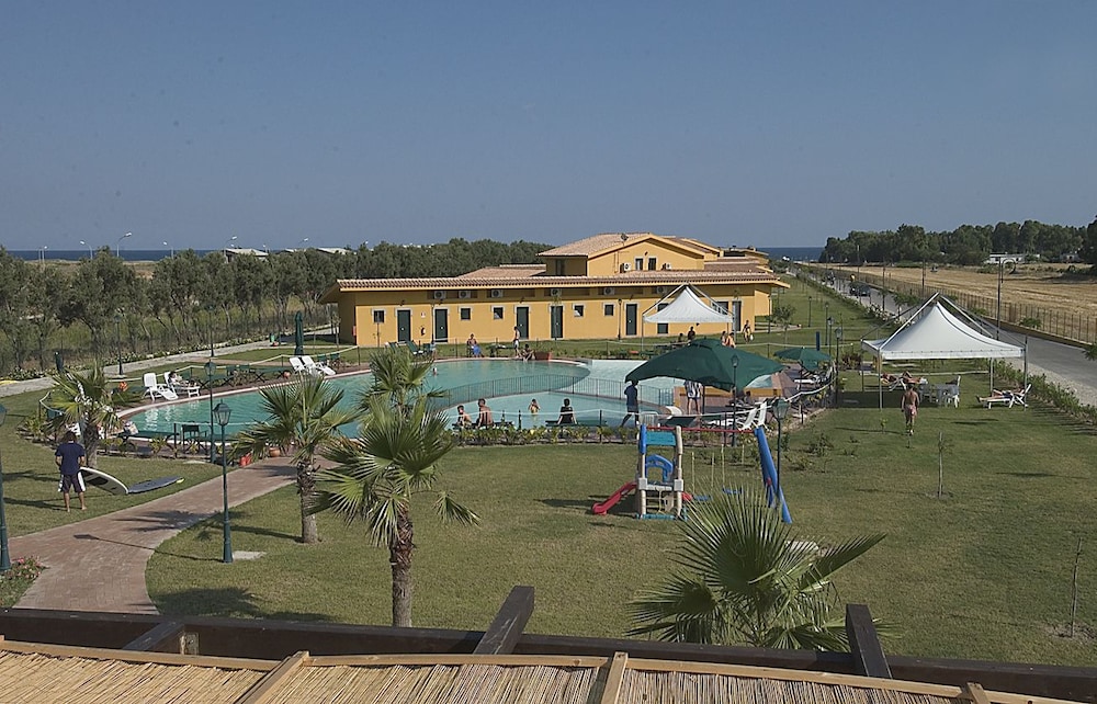 Marina Del Marchese Beach Resort 10/62