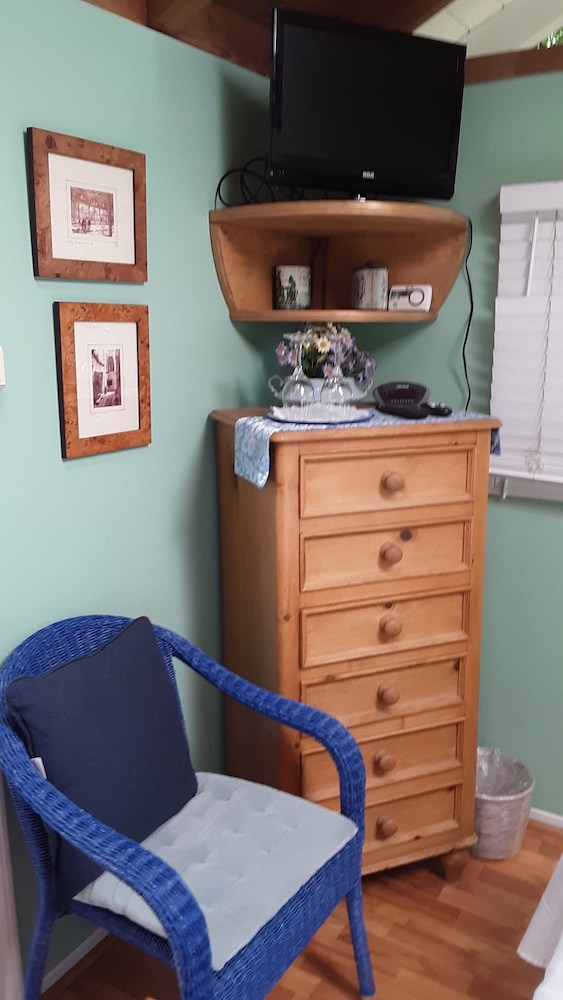 Secret Garden Inn 34/73