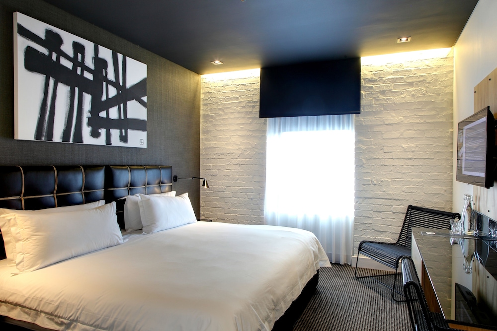 Century City Hotel Urban Square 12/46