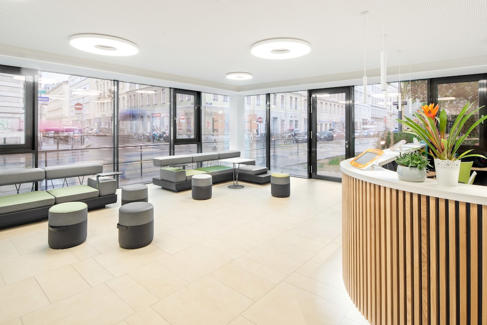 myNext - Hotel Leo 24/37