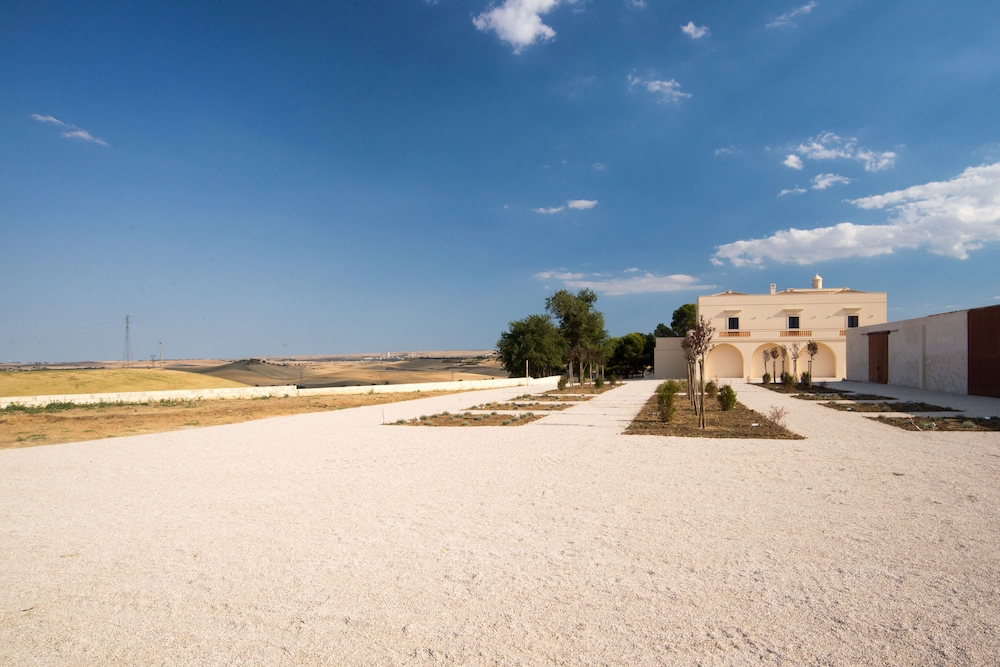 Masseria Fontana Di Vite 55/63