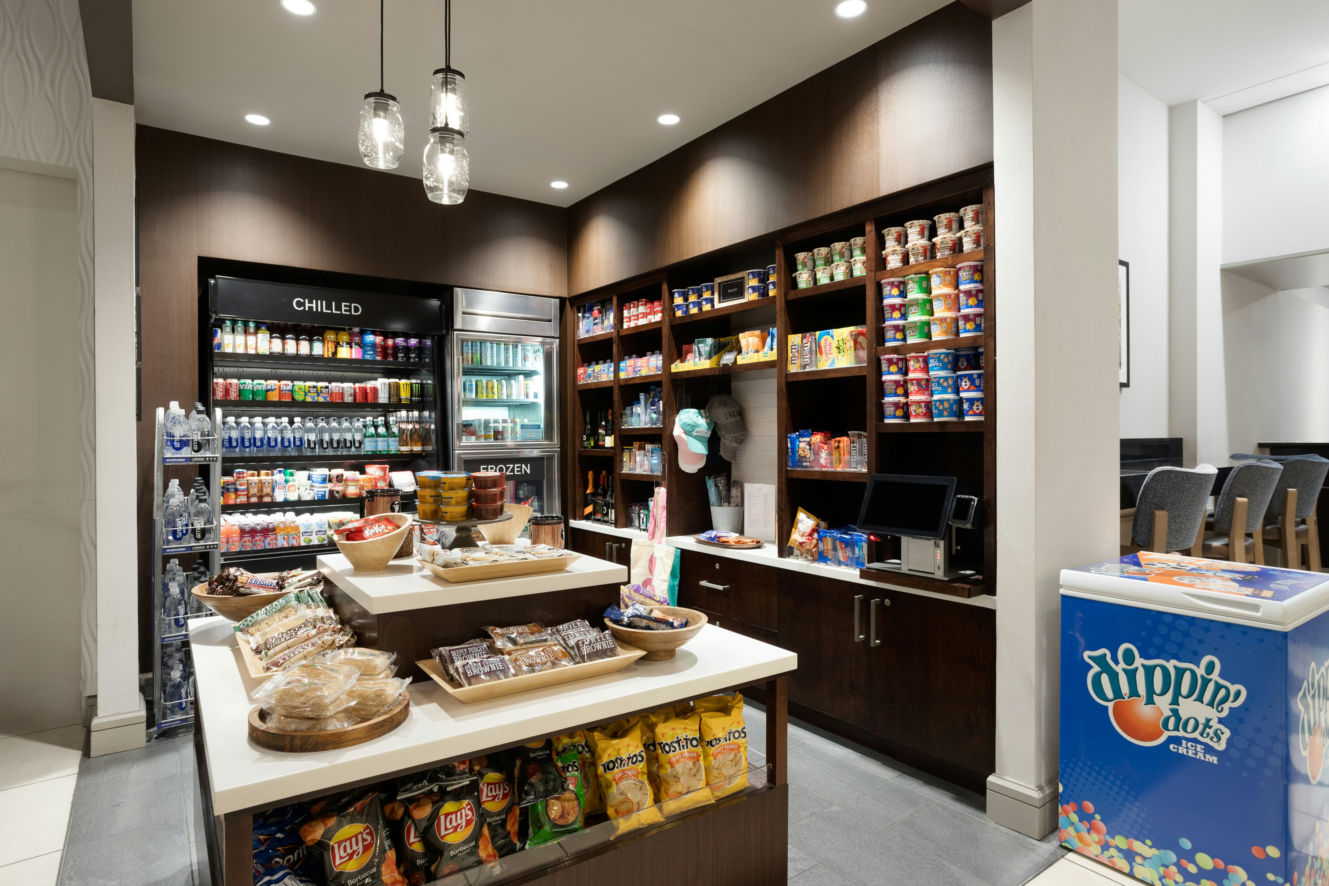 Hilton Garden Inn Chicago Downtown/Magnificent Mile 38/70