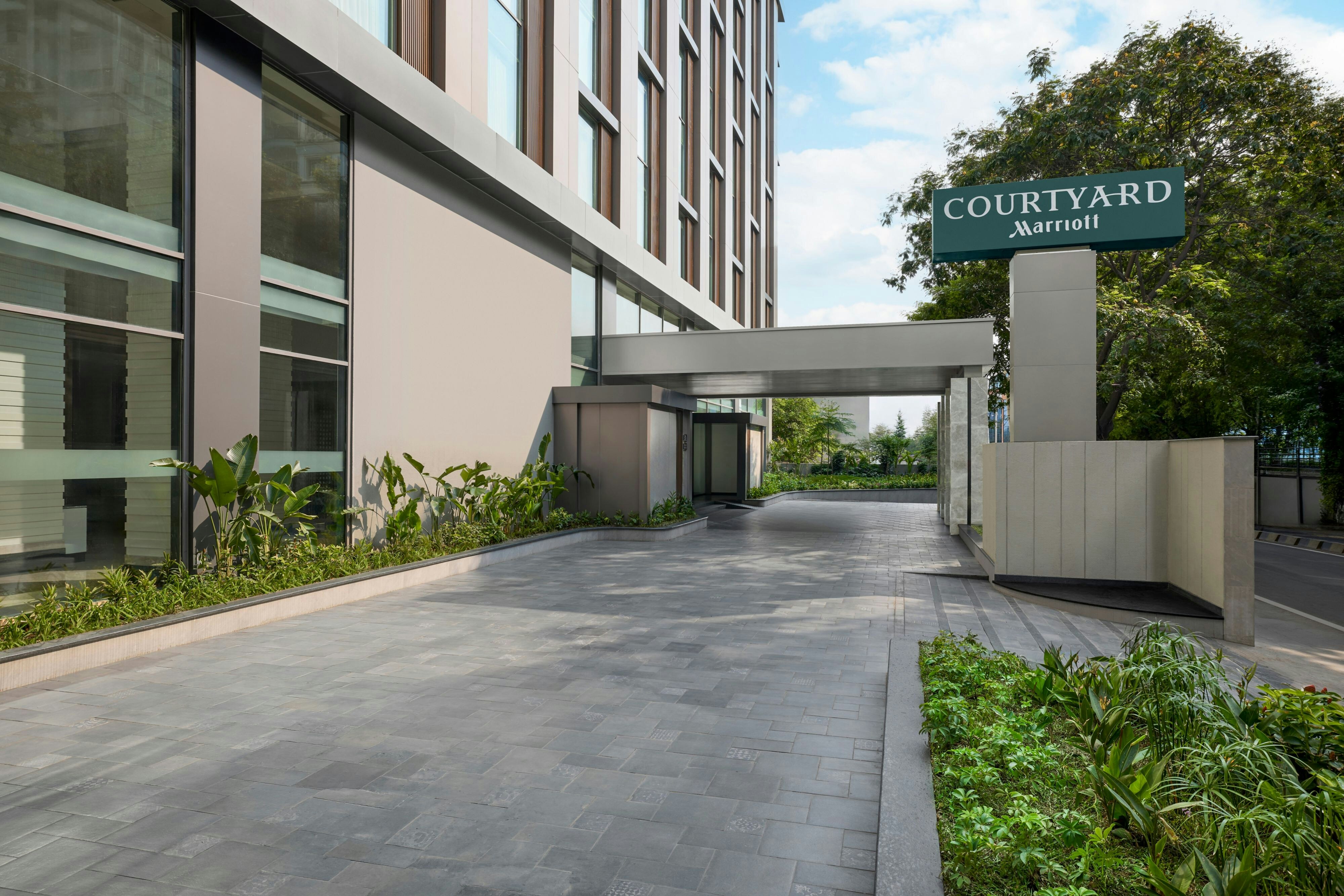 Courtyard By Marriott Hyderabad 52/53