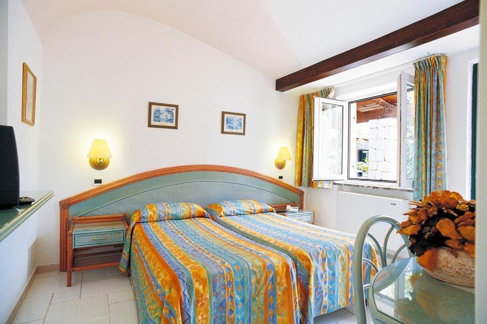 HOTEL CARLO MAGNO 2/37