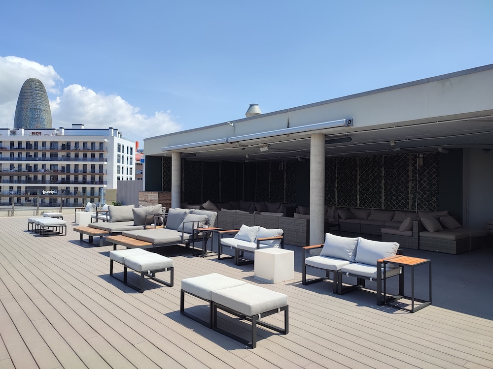 TWENTYTU 60/67