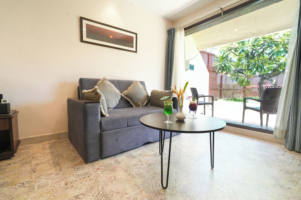 MGM Beach Resorts (15Kms before Mahabalipuram) 34/54
