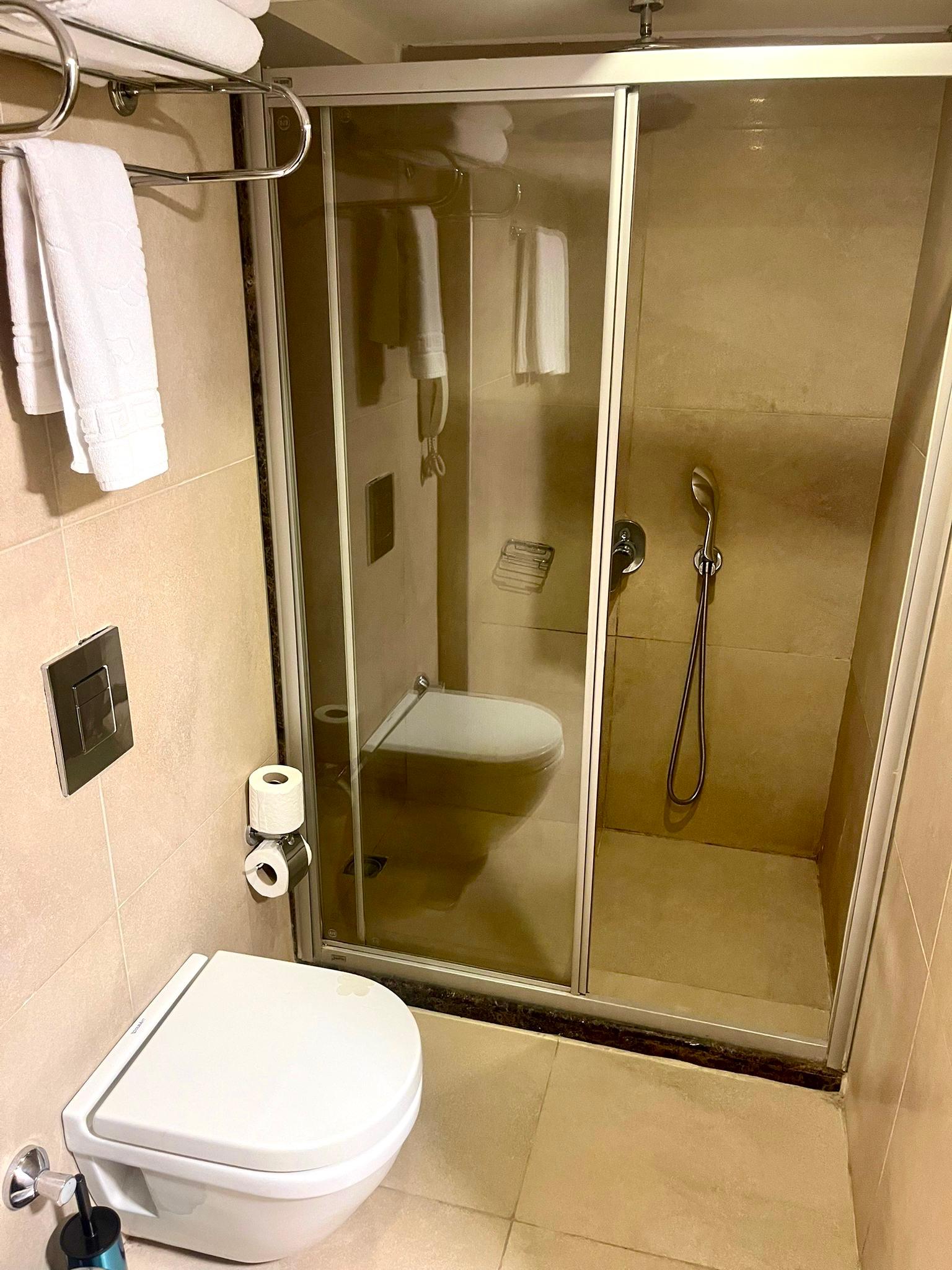 غرفة اقتصادية بسرير مزدوج، Aven Hotel 4/4
