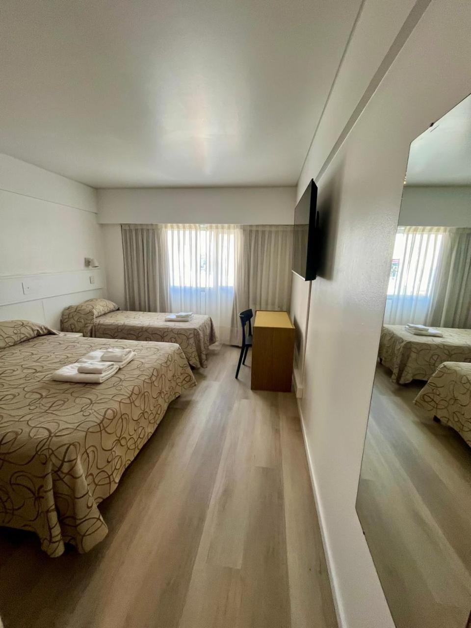 Costanera Hotel 9/52