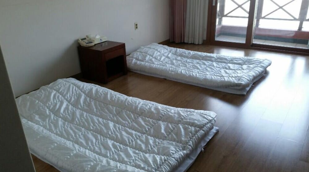 Ocean Grand Hotel Jeju 13/58