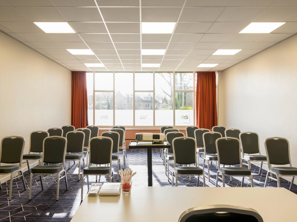 IBIS UTRECHT 49/61