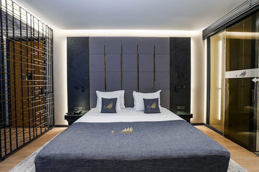 Broyt Hotel 17/50