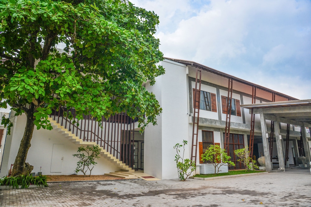 Goldi Sands Hotel in NEGOMBO