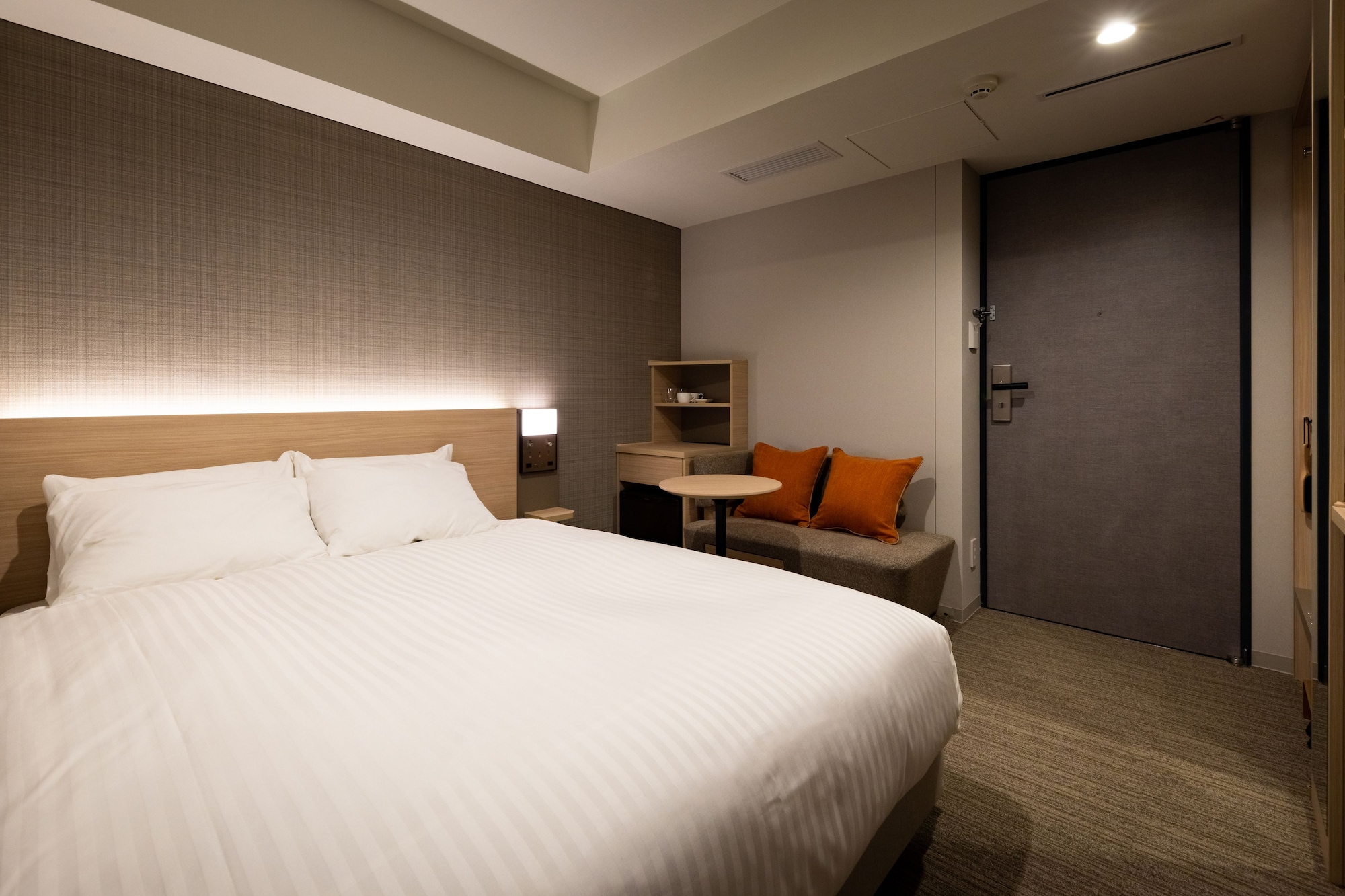 COMFORT, DOUBLE BED