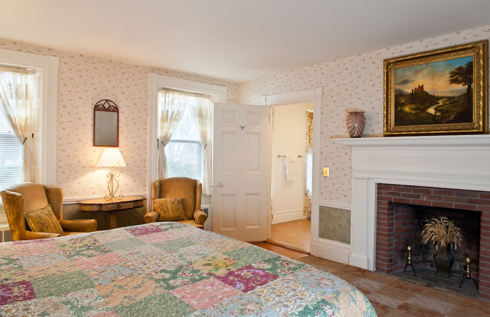 The Quechee Inn at Marshland Farm 12/44
