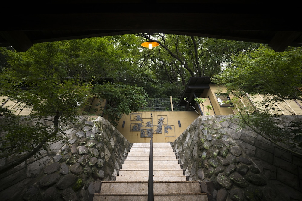 Nishi Izutoi Onsen Musoan Biwa 31/50