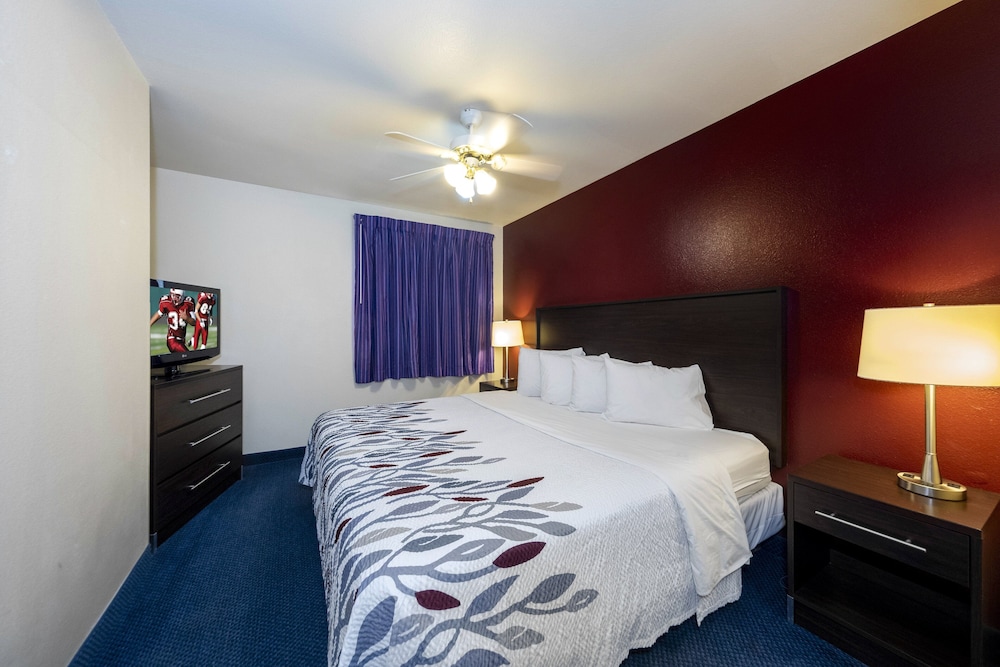 Red Roof Inn St Robert - Ft Leonard Wood 17/54