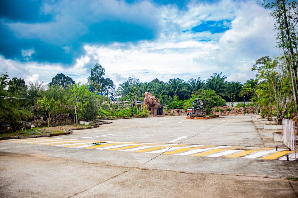 Saline Hot Spring Resort 50/62