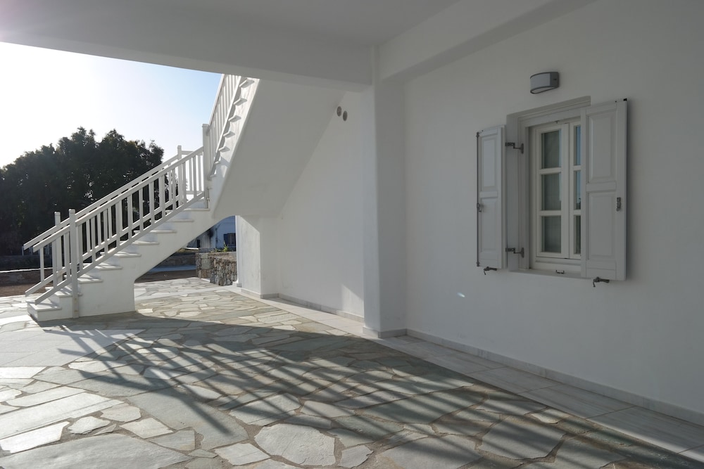 Margie Mykonos Hotel 7/43
