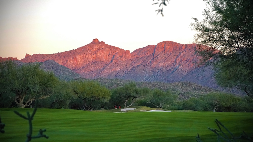 Ventana Canyon Club and Lodge 47/53