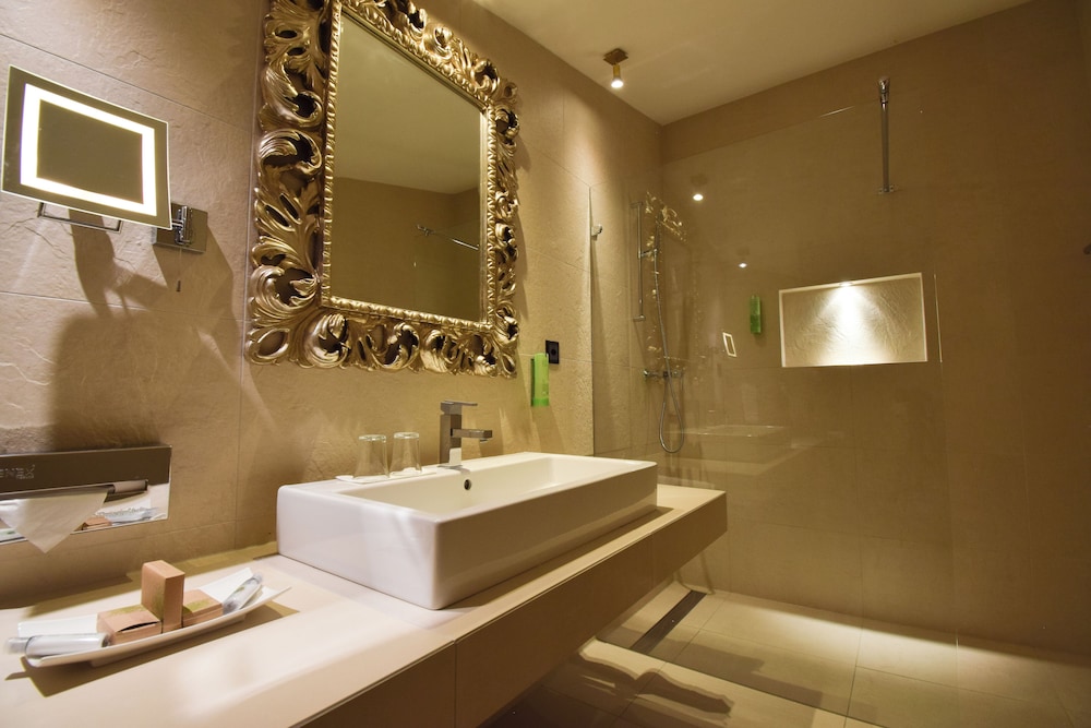 Albergo Losone 50/50