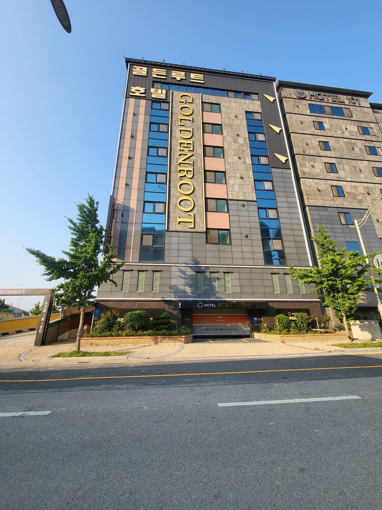 Goldenroot Hotel In Gimhae 3/35