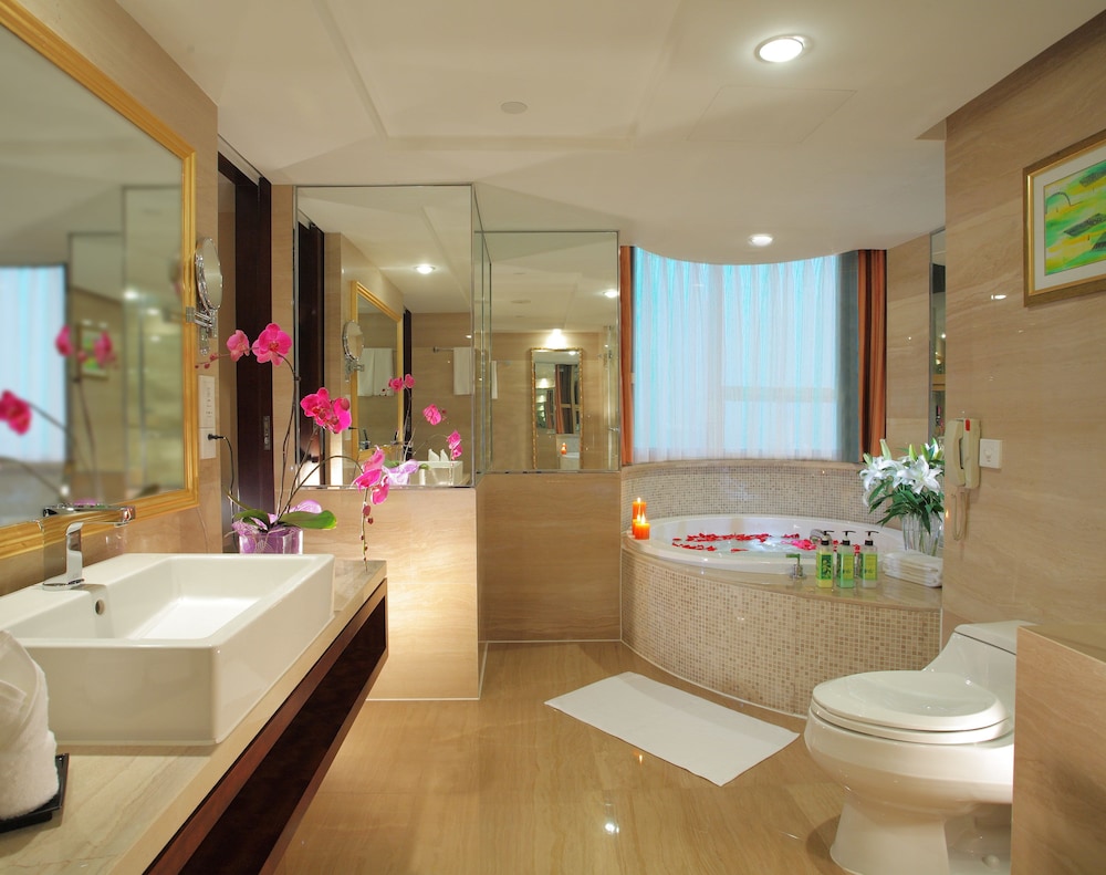New Century Grand Hotel Shaoxing 47/47