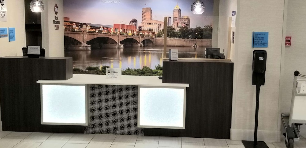 La Quinta Inn and Suites by Wyndham Indianapolis Downtown 4/50