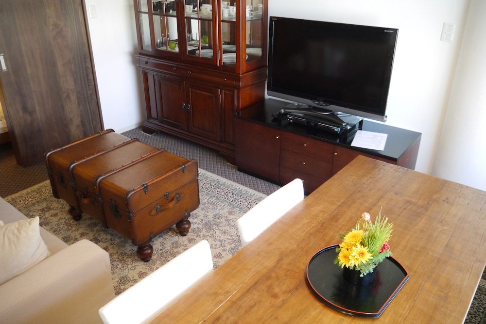 R&Run Kyoto Serviced Apartment & Suites 58/70