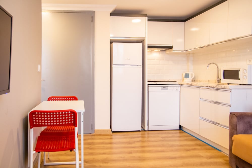 Fi Homes - Adults Only 22/31
