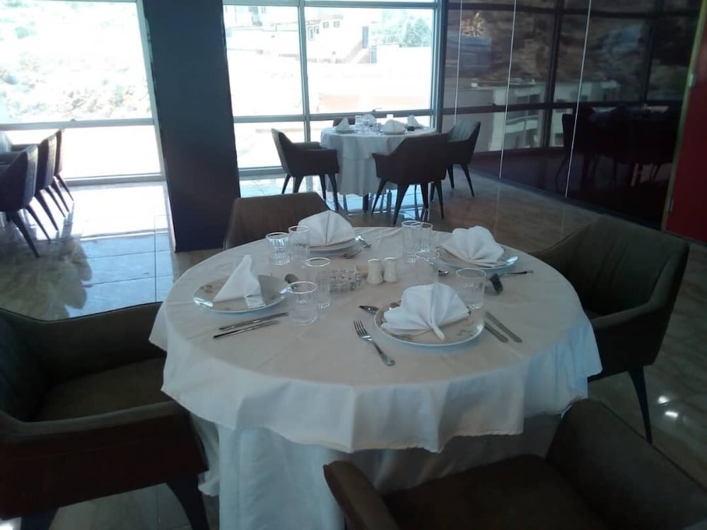 Hotel Plaza Arzew 39/50