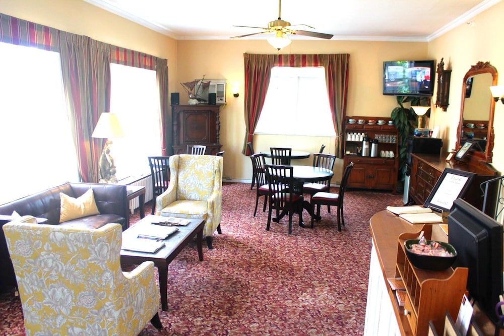 The Inn on Third 44/59
