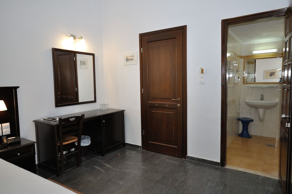 Marina Village photo3
