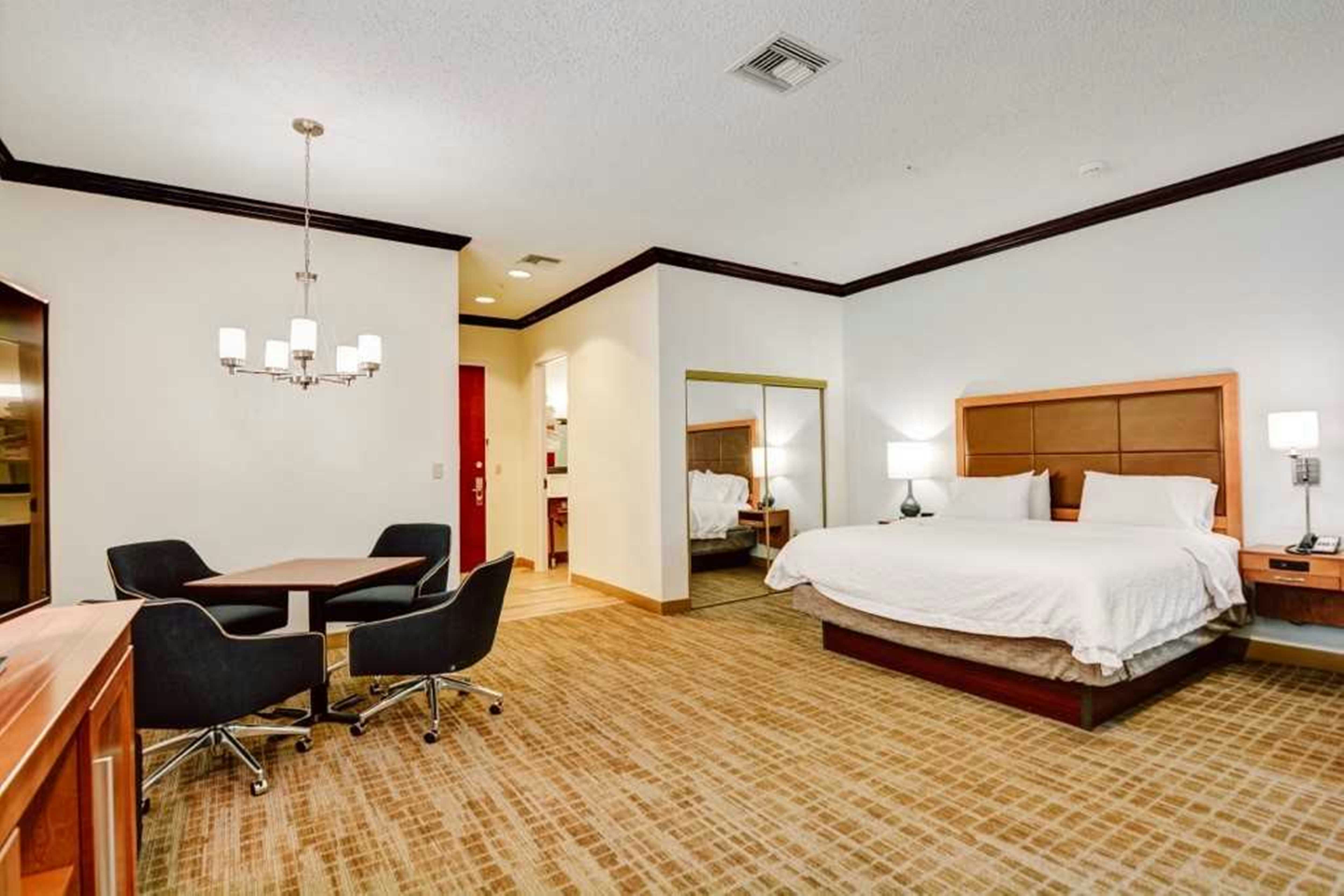 Studio, Suite, King Bed