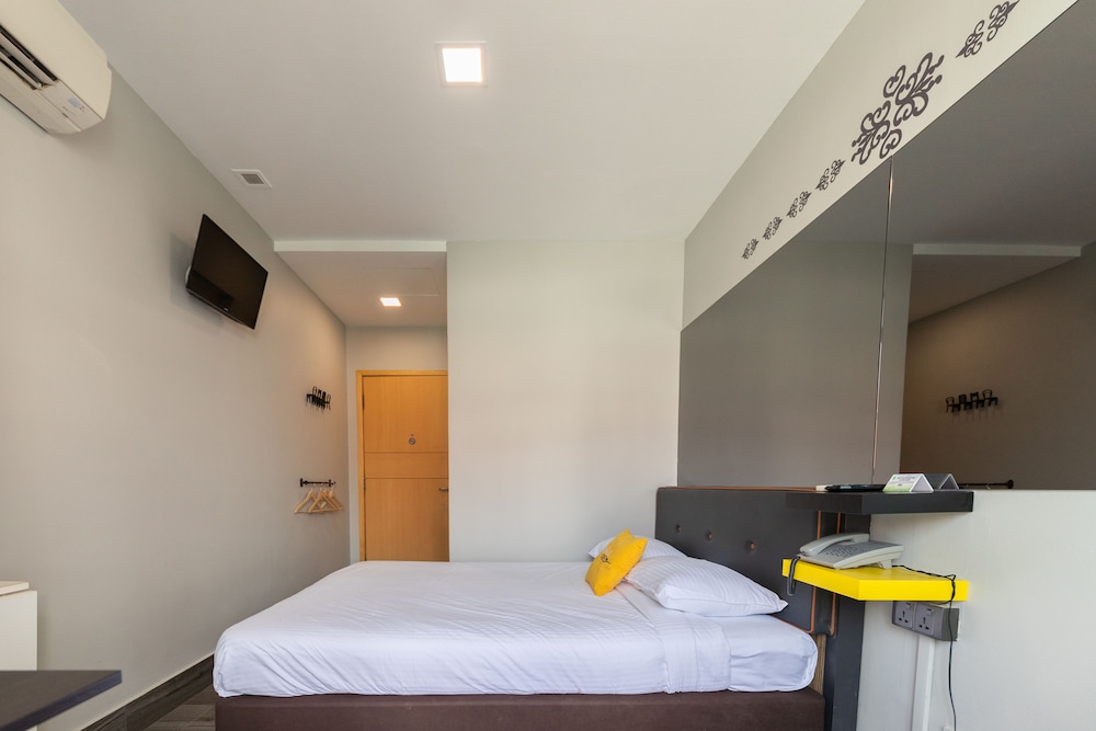 Butternut Tree Hotel (ex. Park 22 Hotel Chinatown) 6/23