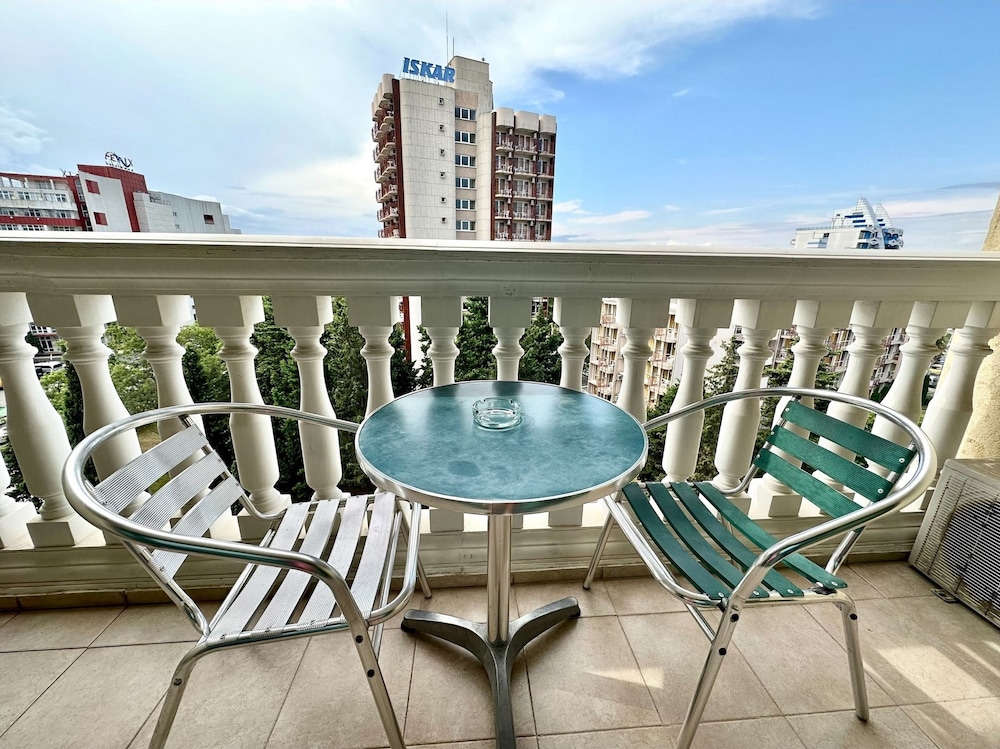 Planeta Hotel and Aquapark 2/50
