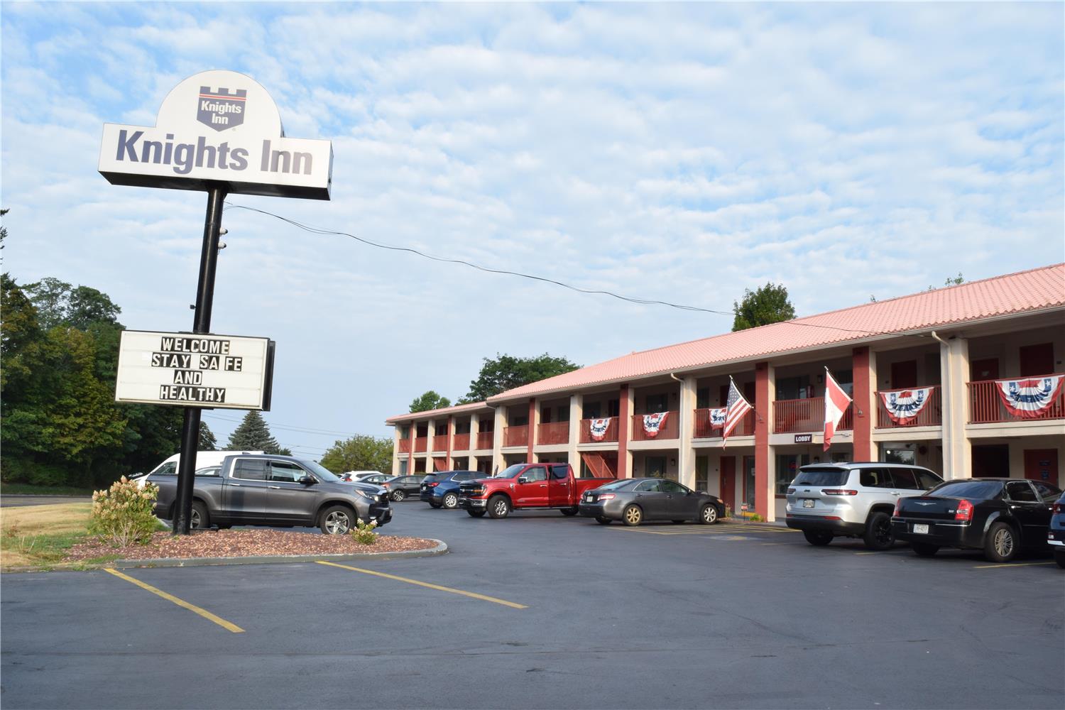 Knights Inn Oswego 28/31