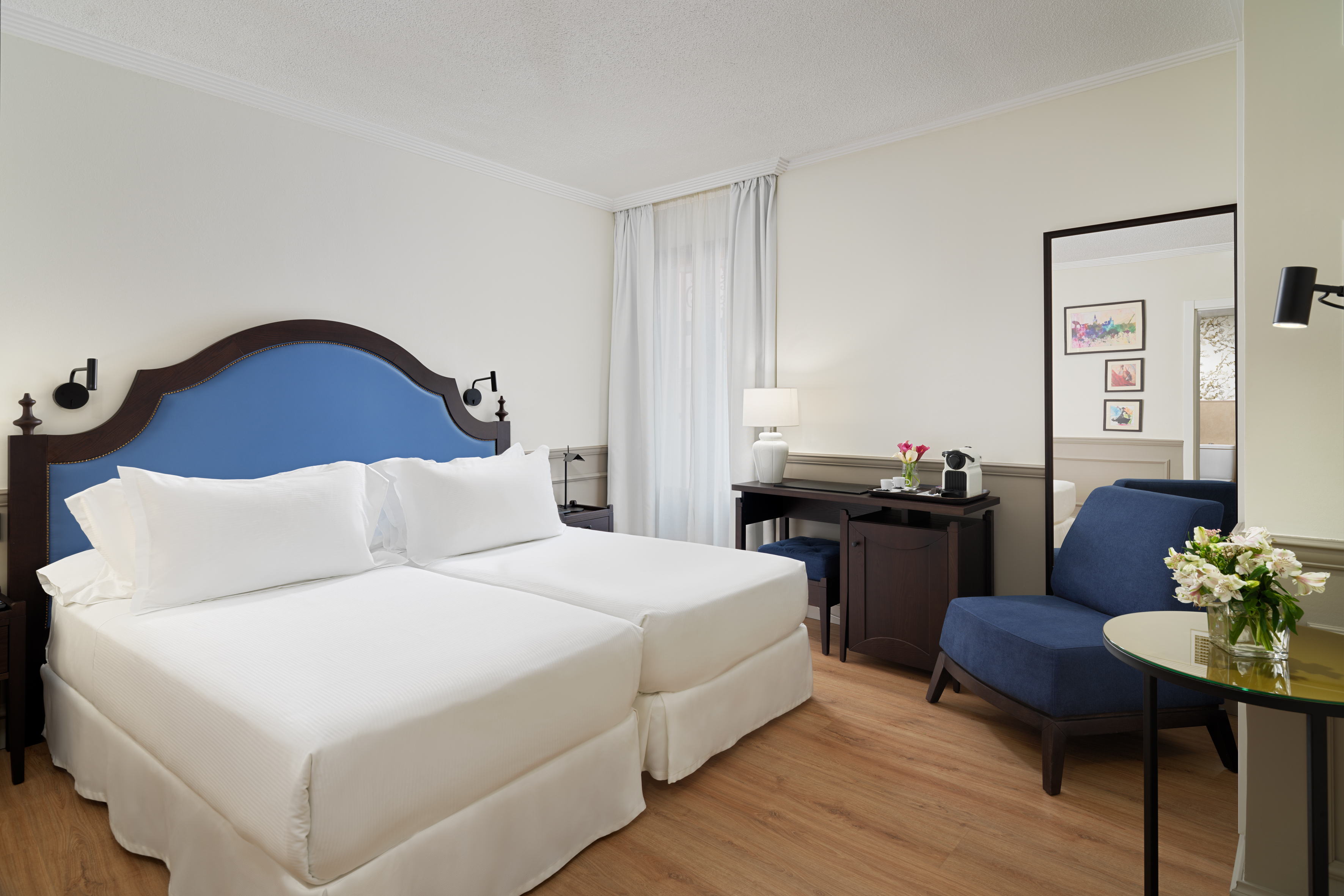 Room, Andaluz View, Patio، H10 Corregidor Boutique Hotel 2/4