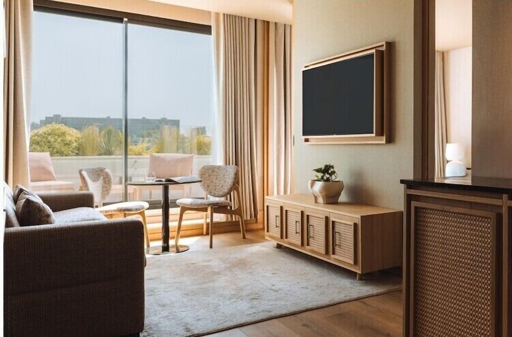EVOLUTION Valbom Hotel 35/58